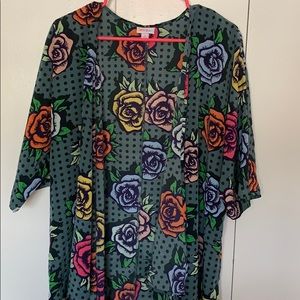 LulaRoe Lindsay Dot Floral